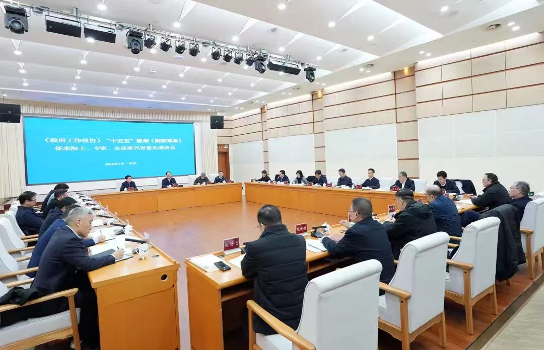 _cgi-bin_mmwebwx-bin_webwxgetmsgimg__&MsgID=3446403479989469535&skey=@crypt_c98d5b21_17b5fec96f30218c3998524028558ab7&mmweb_appid=wx_webfilehelper